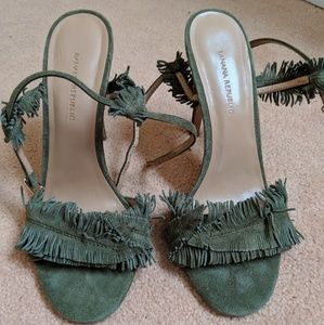 Banana Republic Olive Green Suede Slingback 7 (37)